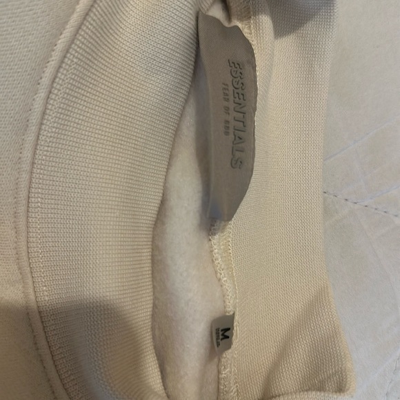 Essentials - Fear of God Crewneck Sweatshirt - Size Medium - Picture 3 of 3